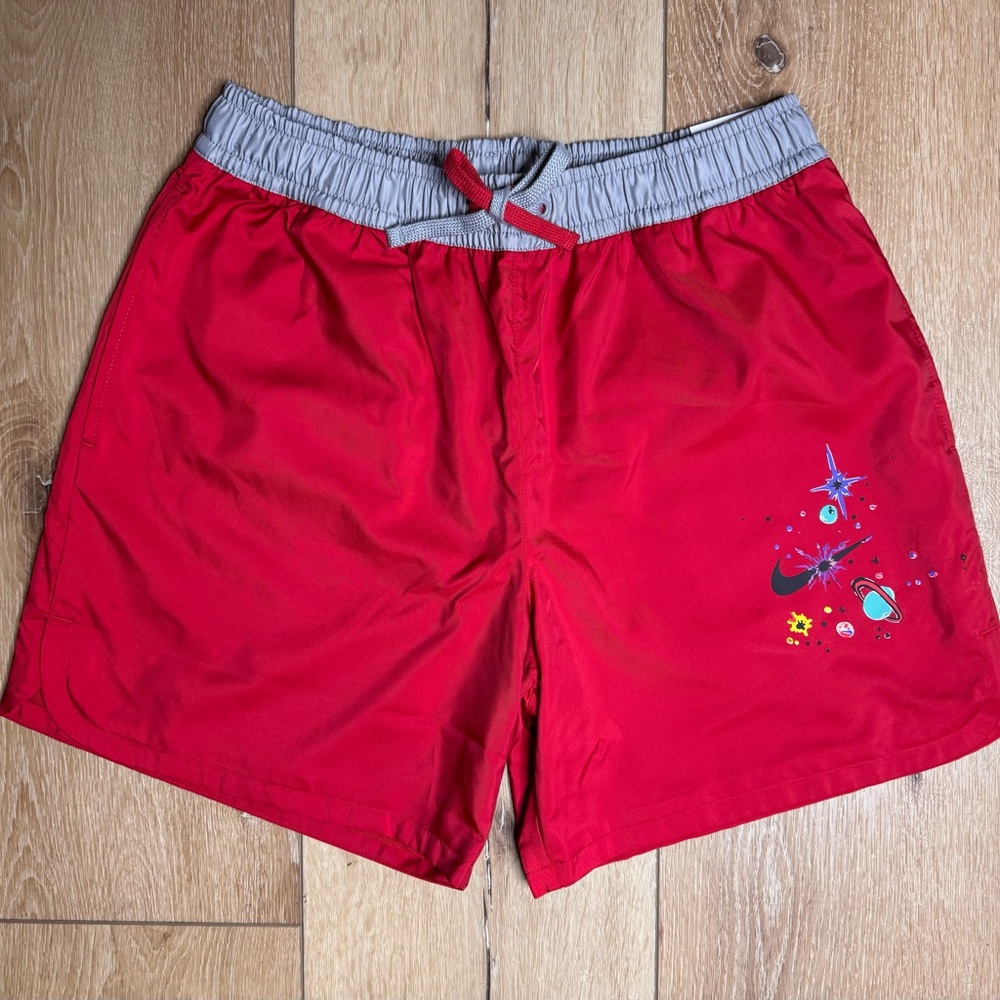 Nike Men’s Red Athletic Shorts – Above Knee – Standard Fit – New With Tag